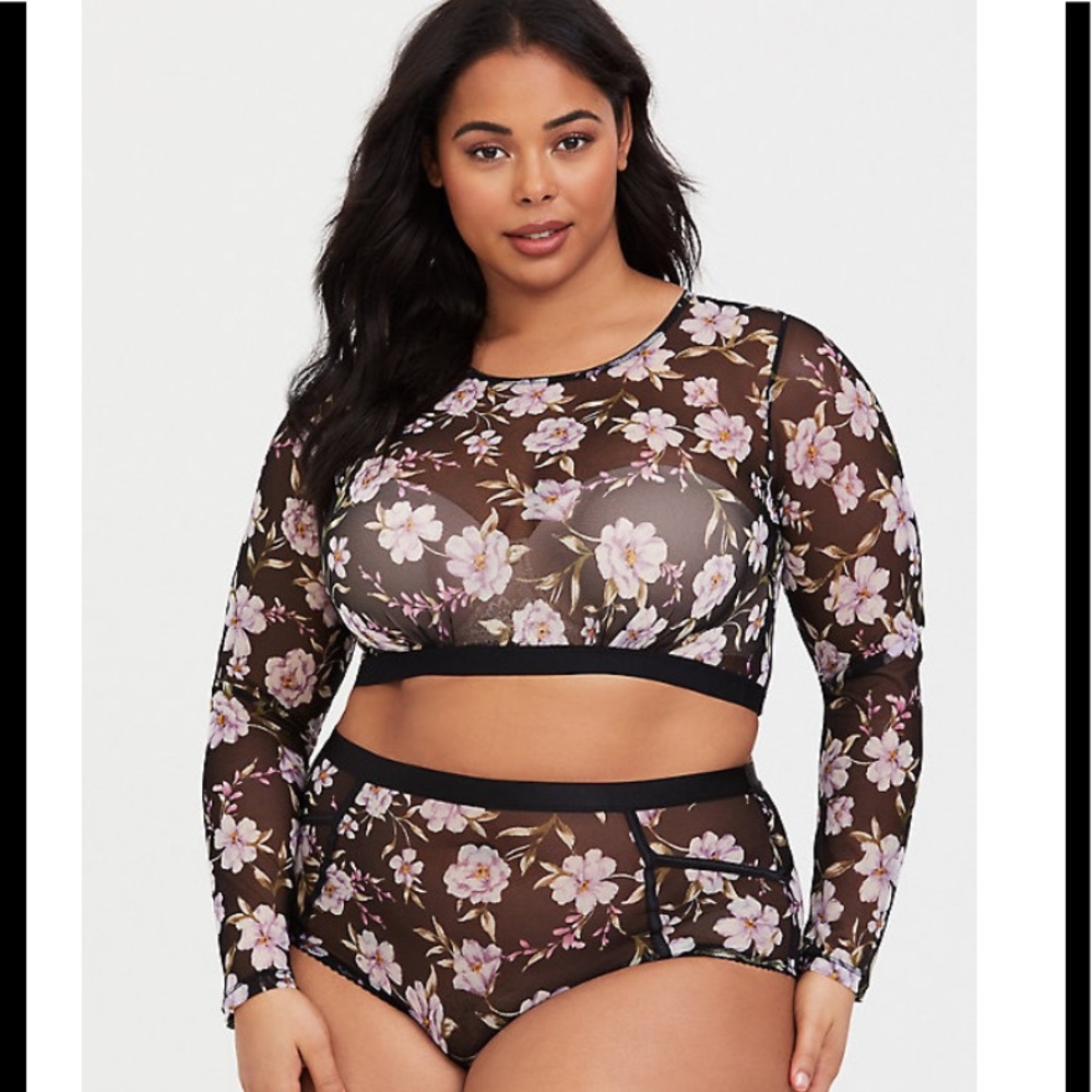 NWT Torrid 5x floral under it all sheer crop top